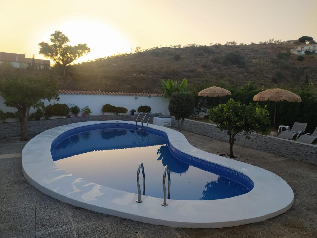 Villa Candela En Benajarafe Piscina Privada Экстерьер фото